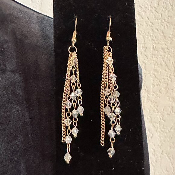 Sparkly Bib Crystal Necklace and Earrings - Picture 3 of 6